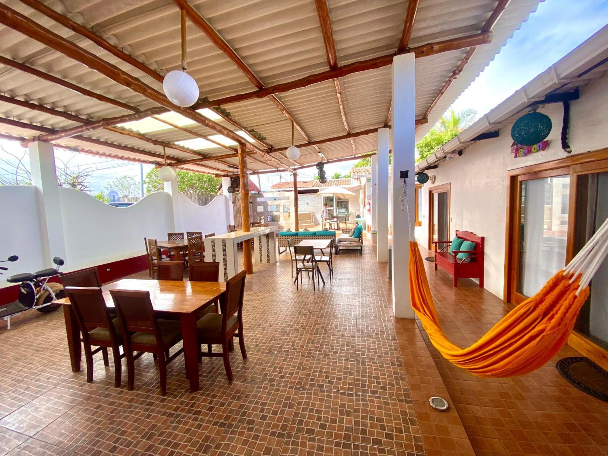 Zurisadai Hotel Puerto Ayora  Exterior photo