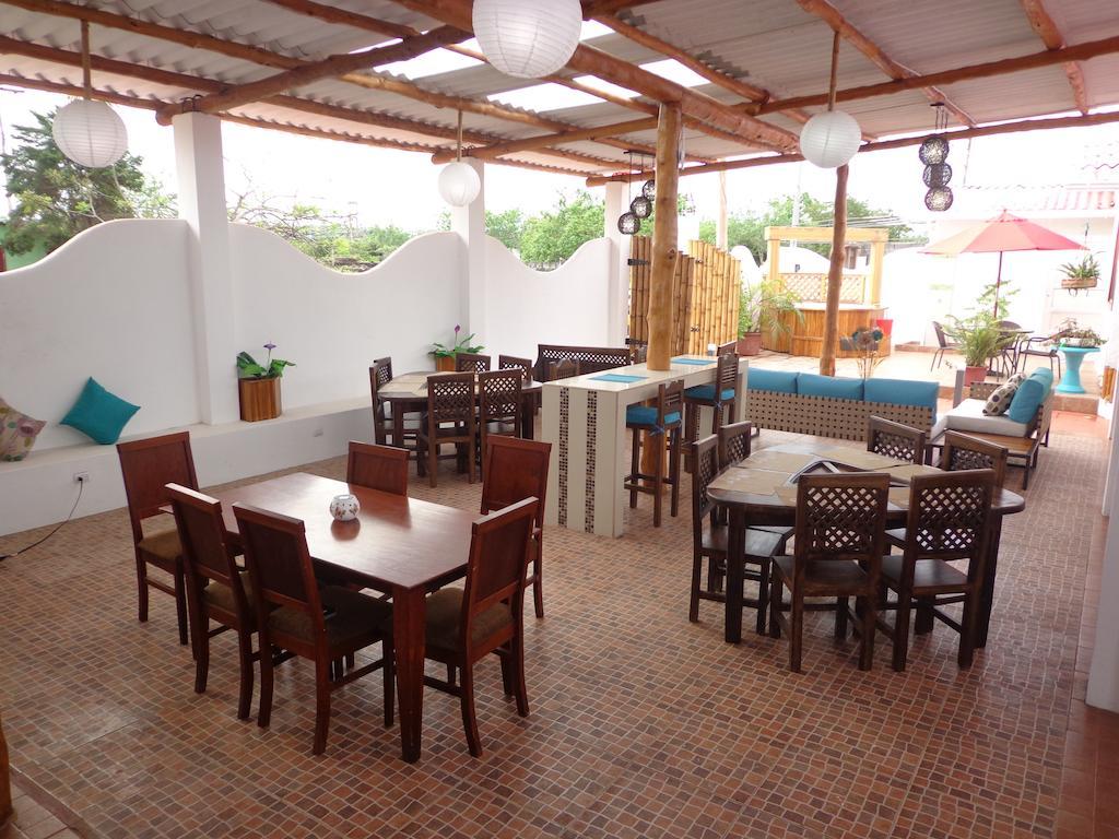 Zurisadai Hotel Puerto Ayora  Exterior photo