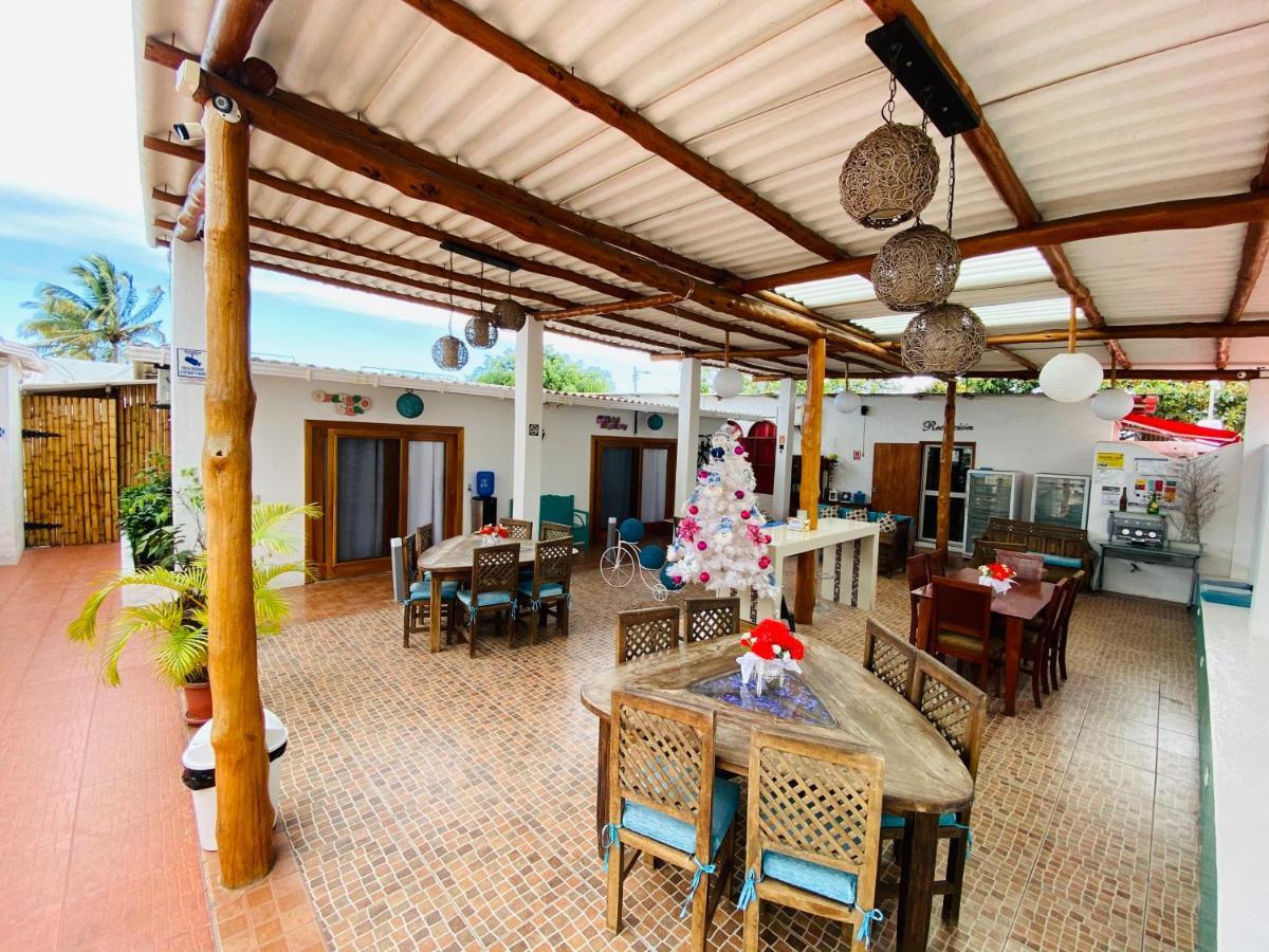 Zurisadai Hotel Puerto Ayora  Exterior photo