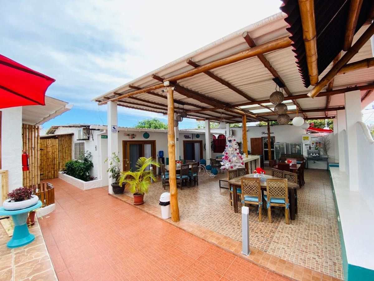 Zurisadai Hotel Puerto Ayora  Exterior photo